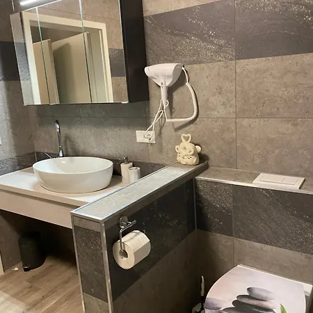 Apartament Gaestehaus Mirali *