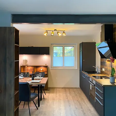 Gaestehaus Mirali Apartament *